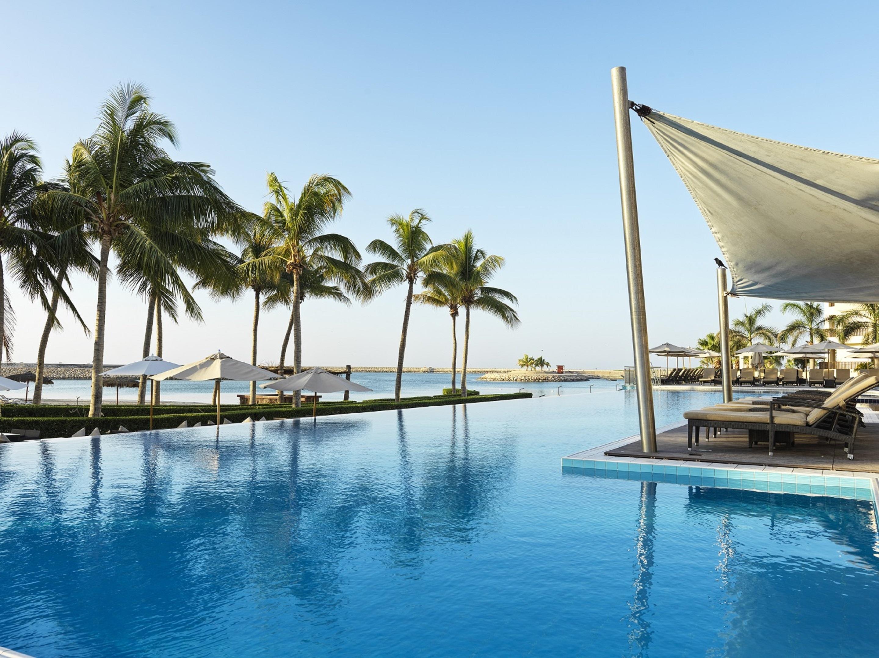 アル ファナル ホテル アンド レジデンシズ サラーラ エクステリア 写真 The Cove Rotana Resort