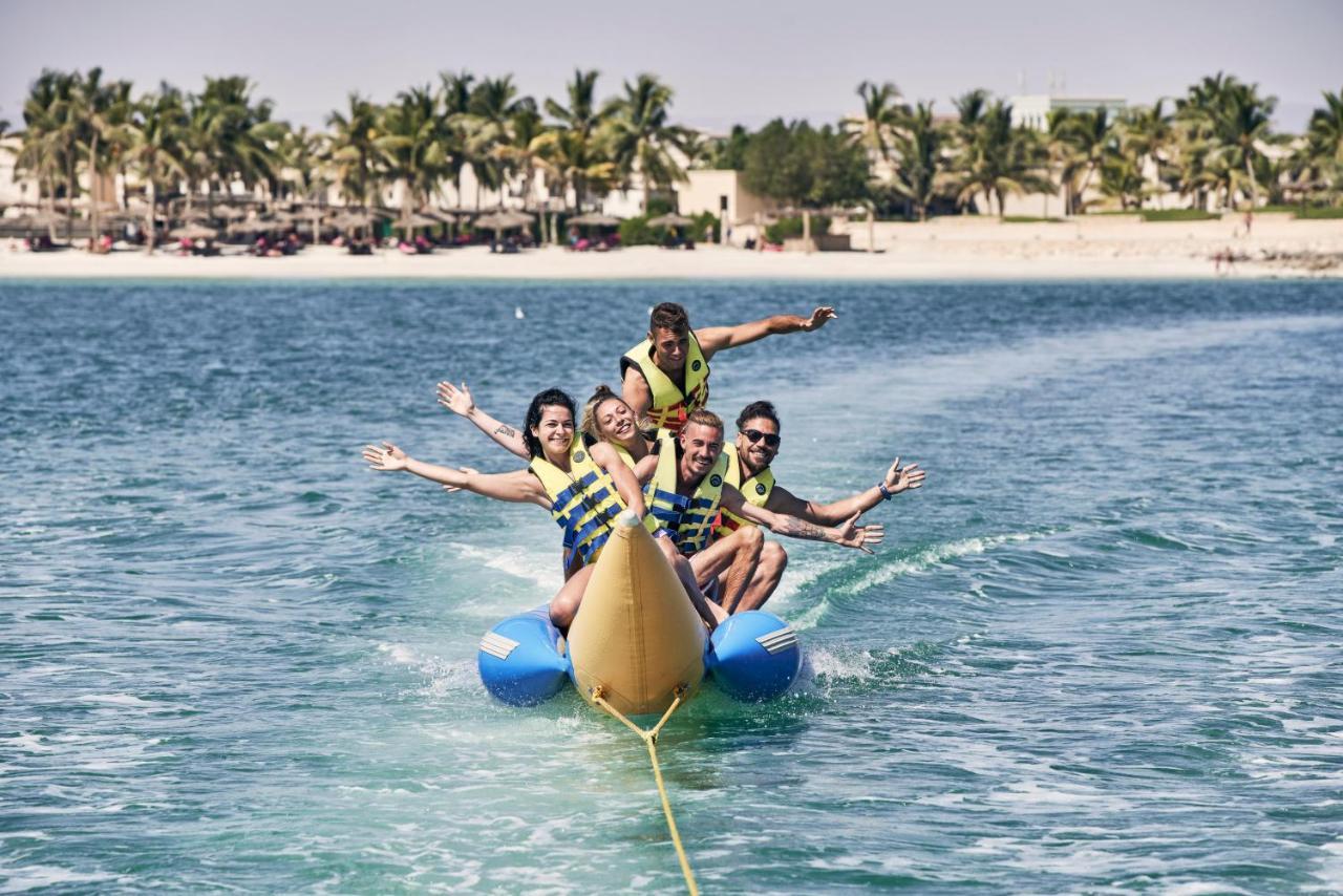 アル ファナル ホテル アンド レジデンシズ サラーラ エクステリア 写真 Banana boat